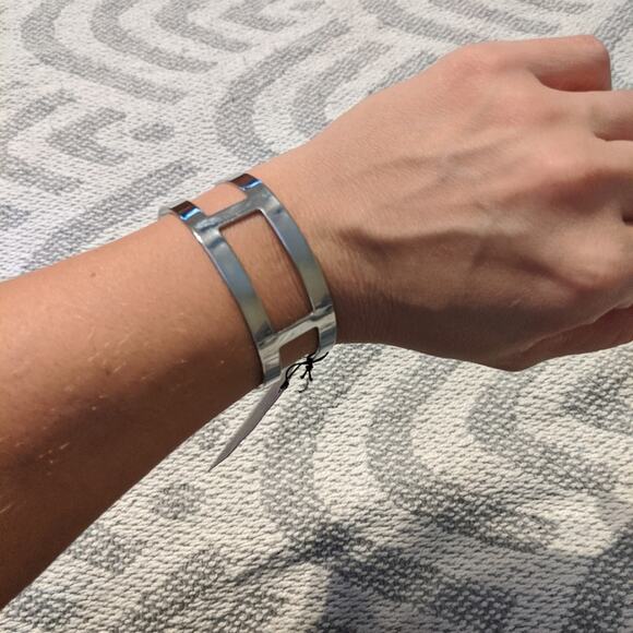 New cuff bracelet - Picture 4 of 4
